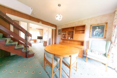 Dining room &amp; lounge