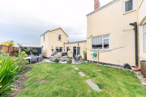 Garden, house rear and annex
