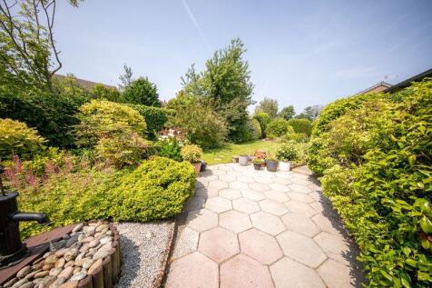 Immaculate garden
