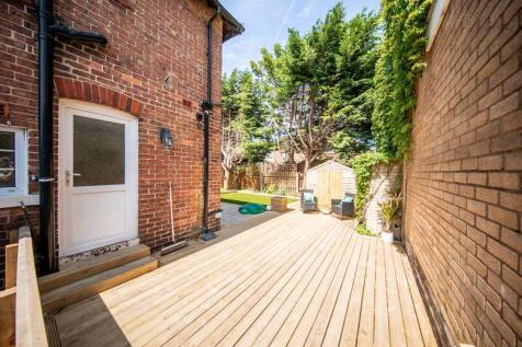 Patio &amp; garden