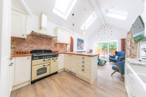 Kitchen, living and dining space