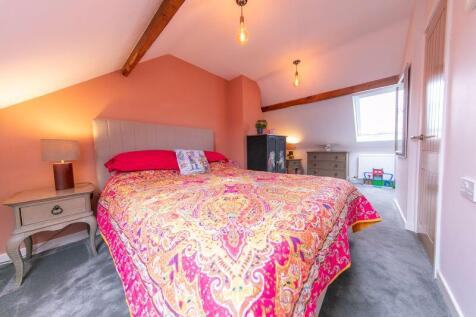 First floor bedroom 