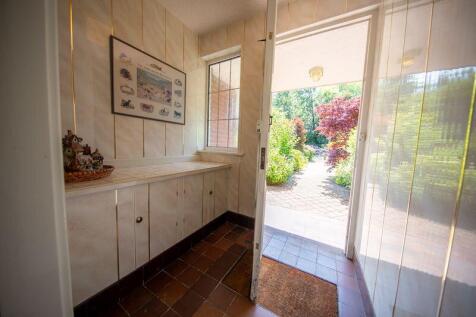 Entrance porch