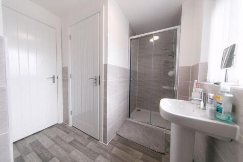 Bedroom 1 en-suite