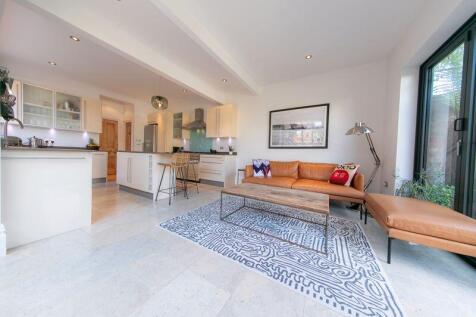 Rear living space and kitchen