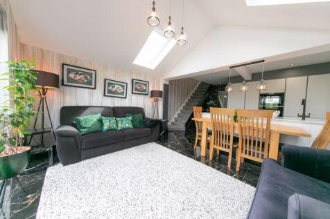 Rear living space