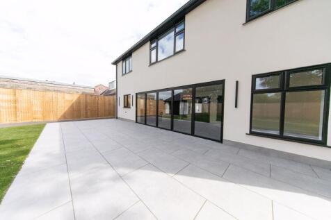 Neatly landscaped private garden