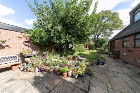 Private garden