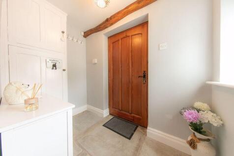 Entrance porch