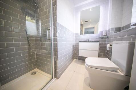 Bedroom 2 en-suite