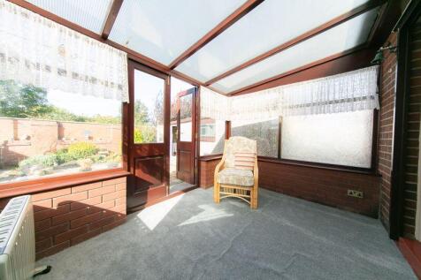 Sun lounge