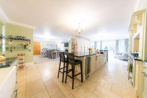 Kitchen, living and dining space