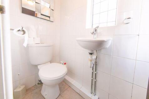 Ground floor washroom