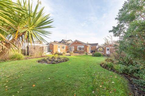 Mature private garden