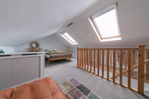 Loft conversion bedroom