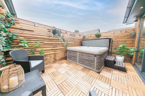 Private balcony with Jacuzzi