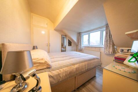 First floor bedroom 1