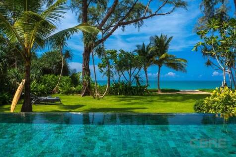 Beachfront villa