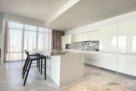 Four Seasons Private Residences - Kitchen