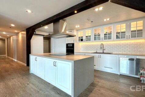 Athenee Residence - Kitchen