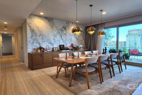 185 Rajadamri - Dining Room