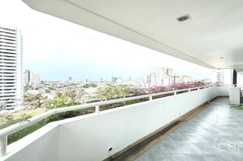 Hyde Sukhumvit - Terrace