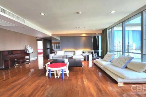 Domus Condominium - Living Room
