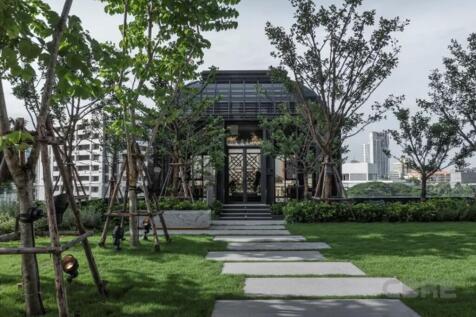 HYDE Heritage Thonglor