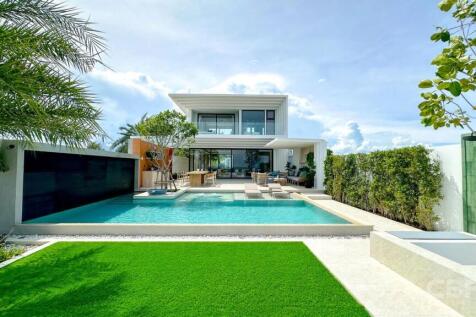 Kehadfa Grand Villa