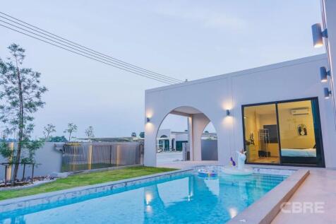 Reeva Residence 