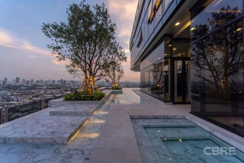 Sky Vista Pool