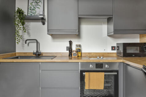 IF6A1910 - clean oven and cupboards - Copy