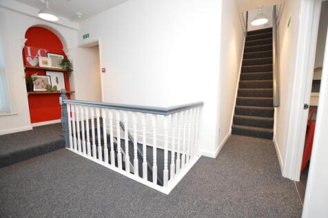 Entrance Hall 5.JPG