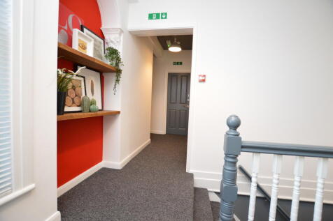 Entrance Hall 2.JPG