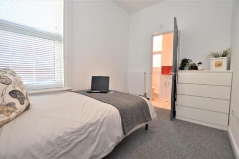Room 4-a.JPG
