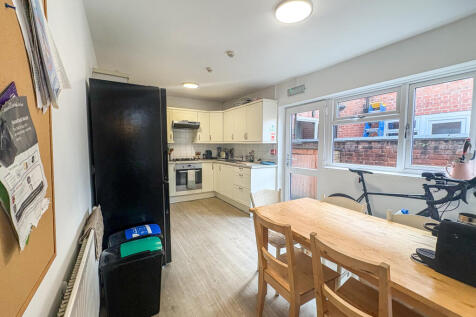 09-09-2025__20-43-00_IMG_3083.7ICud