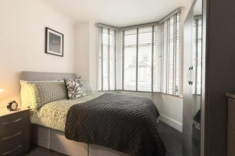 WhatsApp Image 2025-11-06 at 12.17.58_c8171dec