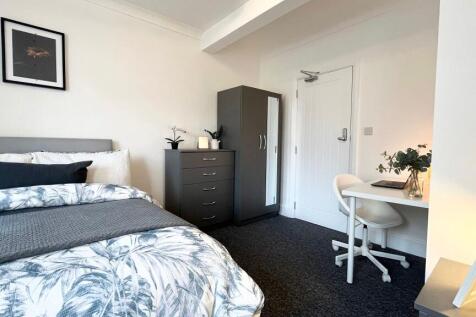 WhatsApp Image 2025-11-06 at 14.40.40_a75bc900