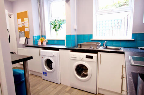 17-02-23 Flat1 Kitchen2 - Edited