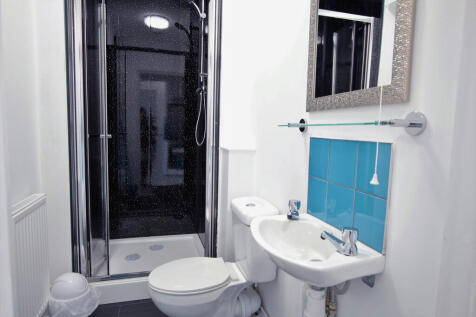 17-02-23 Flat Shower Room2 - Edited