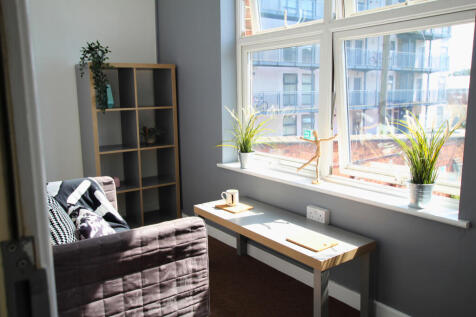 Flat 3, 38BR pic 1 - Edited