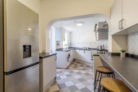 8435316-interior21-800