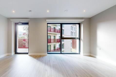 Unfurnished Studio with Privacy Barrier in Zone 1 Elephant Park