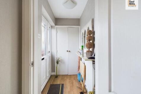 ENTRANCE PORCH