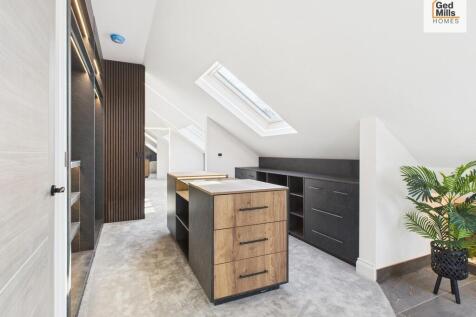DRESSING AREA