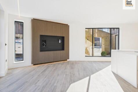 OPEN PLAN LIVING ...
