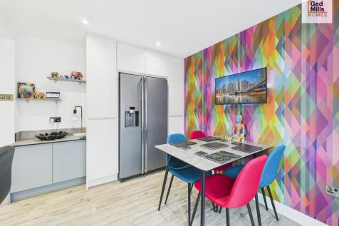 CAM04261G0-PR0102...