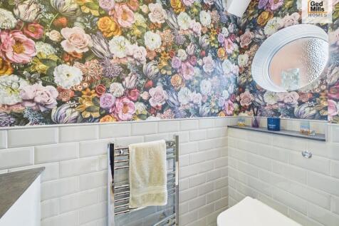 CAM04261G0-PR0102...