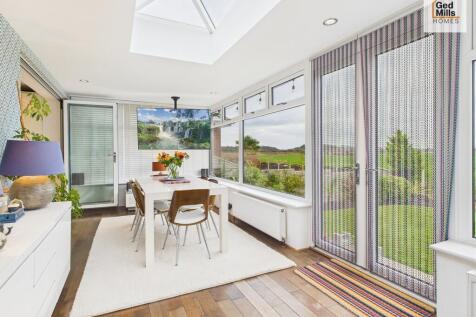 CAM04261G0-PR0106...