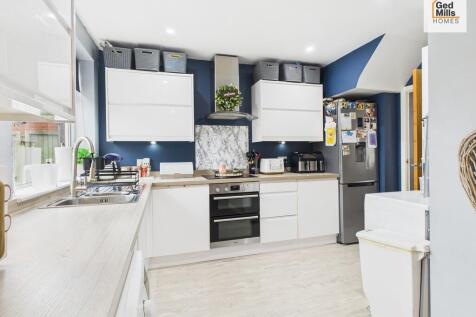 CAM04261G0-PR0105...